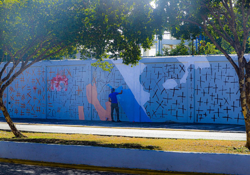 Art Resident "Conecciones" street art, Santo Domingo, DR